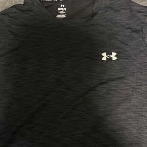 Under Armour Men's Seamless Tech short sleeve tee
